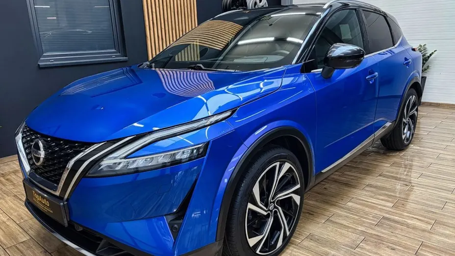 NISSAN Qashqai -