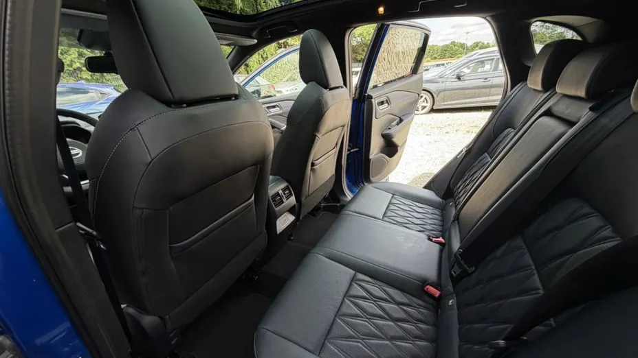 NISSAN Qashqai -