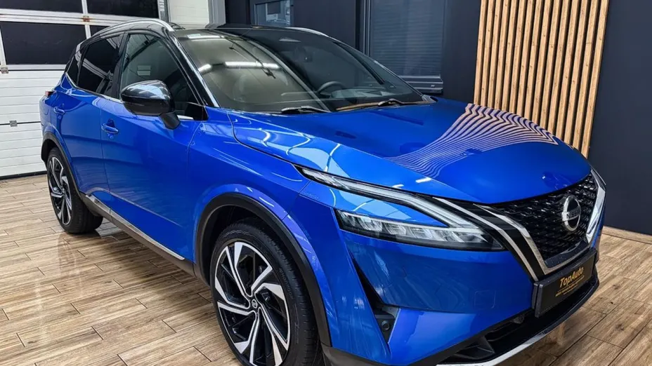 NISSAN Qashqai -
