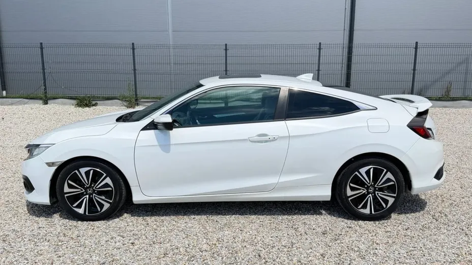 HONDA Civic -