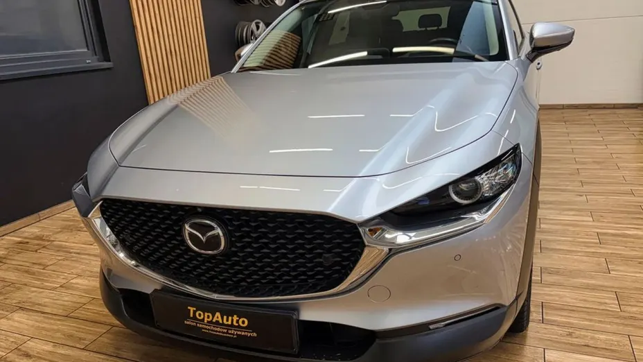MAZDA CX-30 -