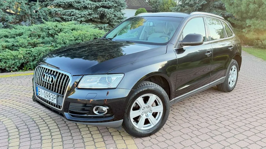 AUDI Q5 -