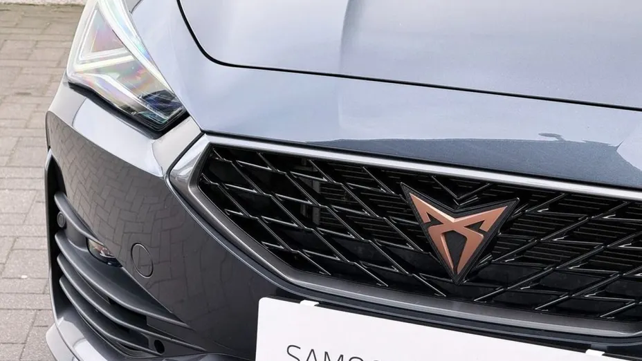 CUPRA Leon -