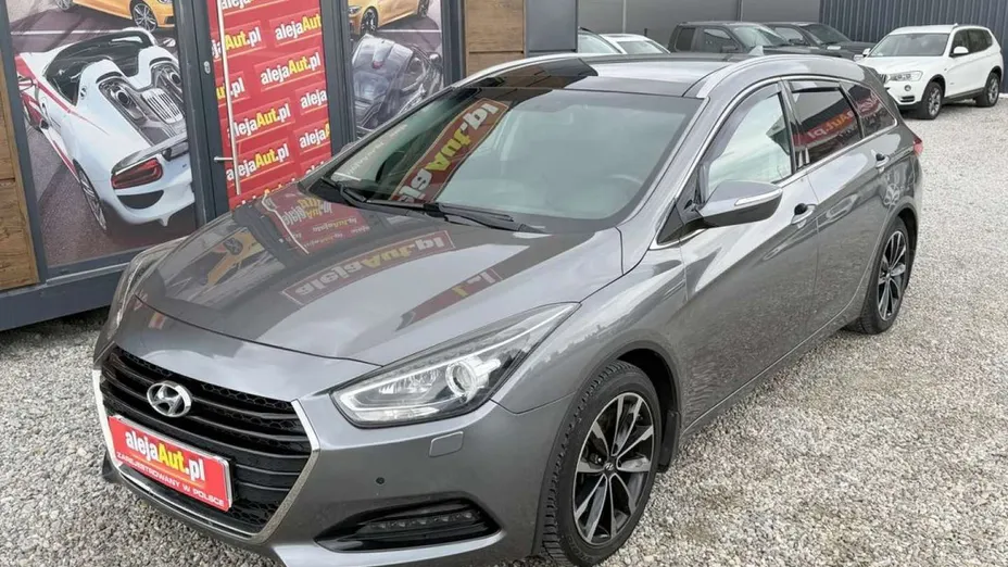 HYUNDAI i40 -