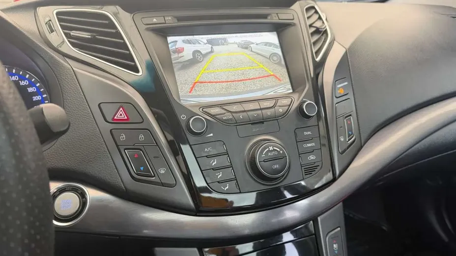 HYUNDAI i40 -
