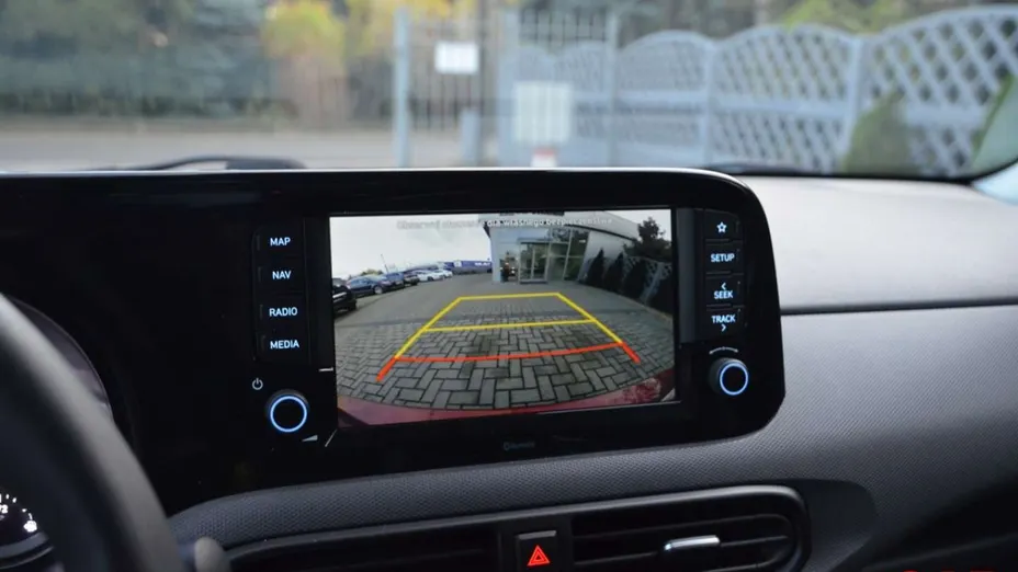 HYUNDAI i10 -
