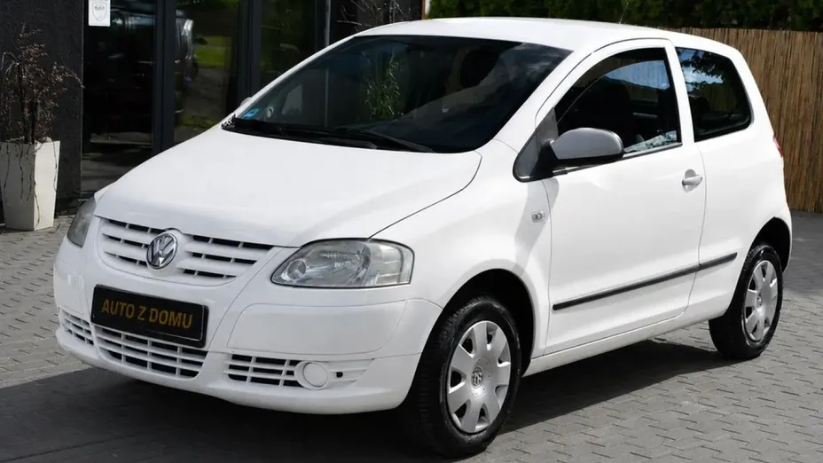 VOLKSWAGEN Fox -