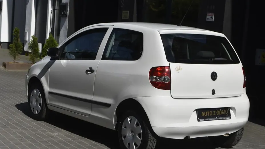 VOLKSWAGEN Fox -