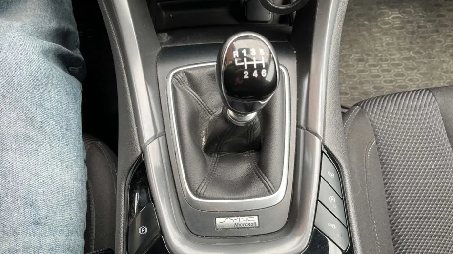 FORD Mondeo -