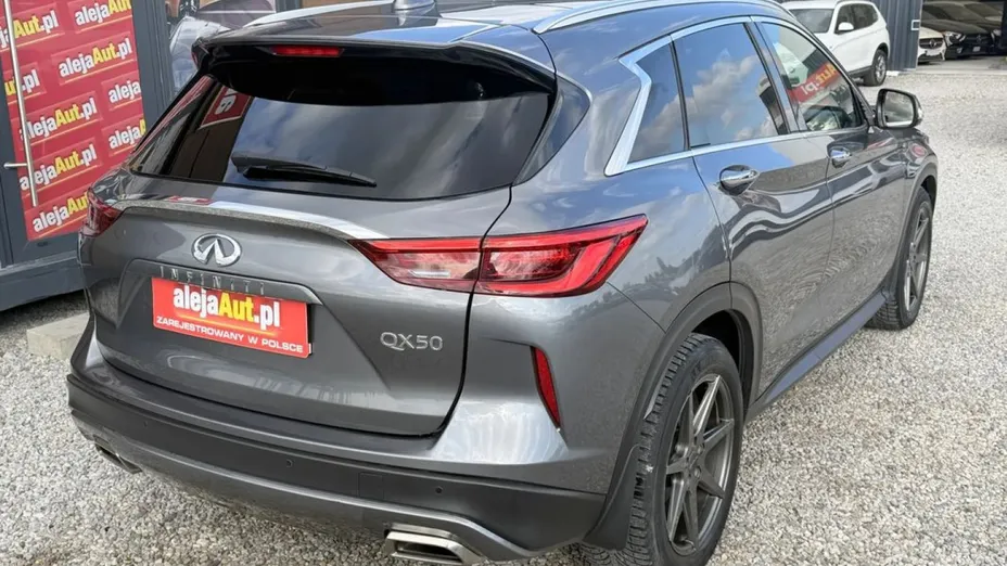 INFINITI QX50 -