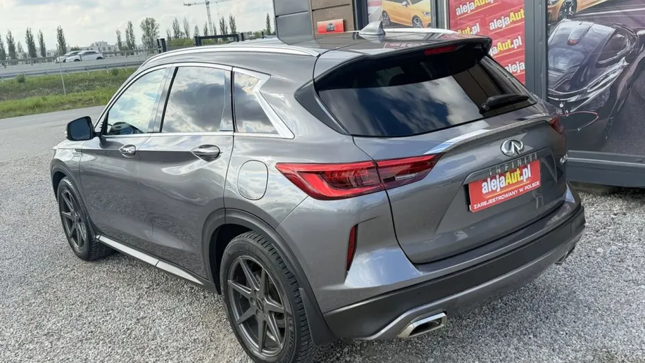 INFINITI QX50 -