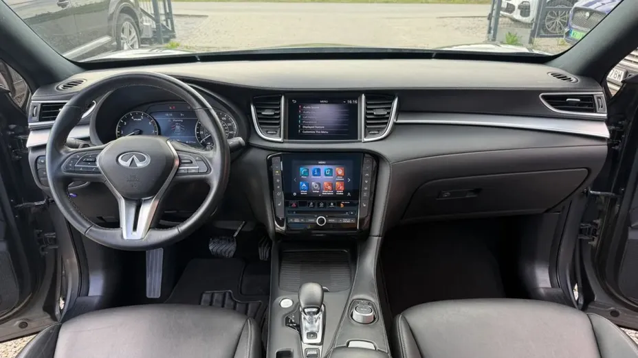 INFINITI QX50 -