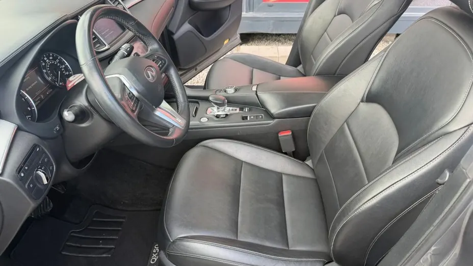 INFINITI QX50 -
