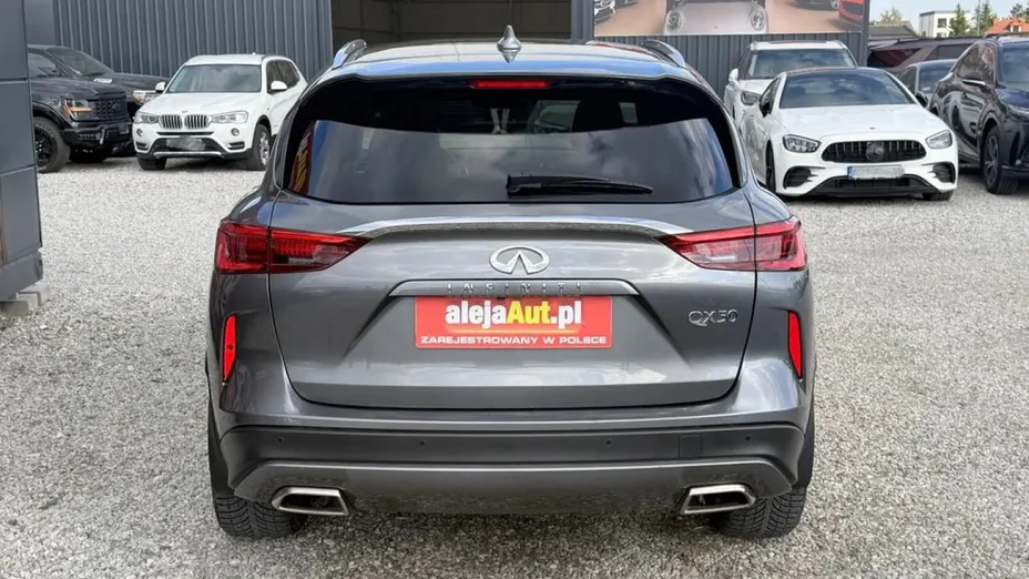 INFINITI QX50 -