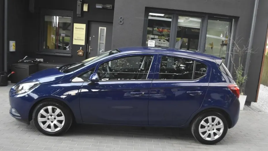 OPEL Corsa -