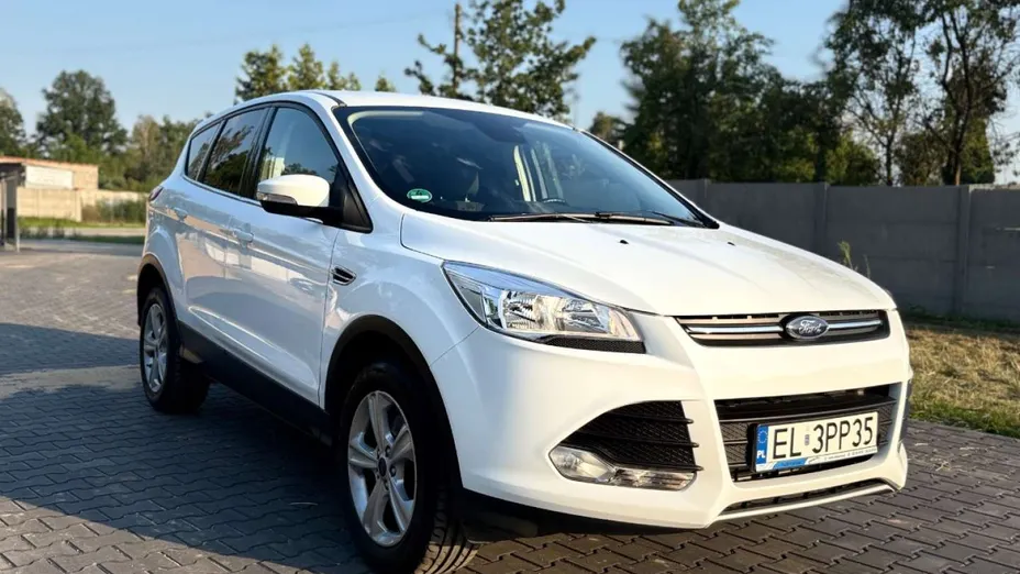 FORD Kuga -