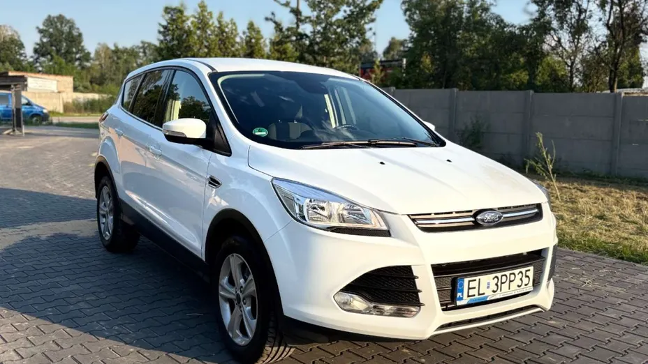 FORD Kuga -