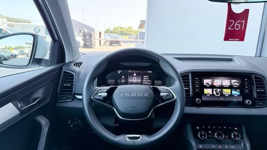 SKODA Karoq -