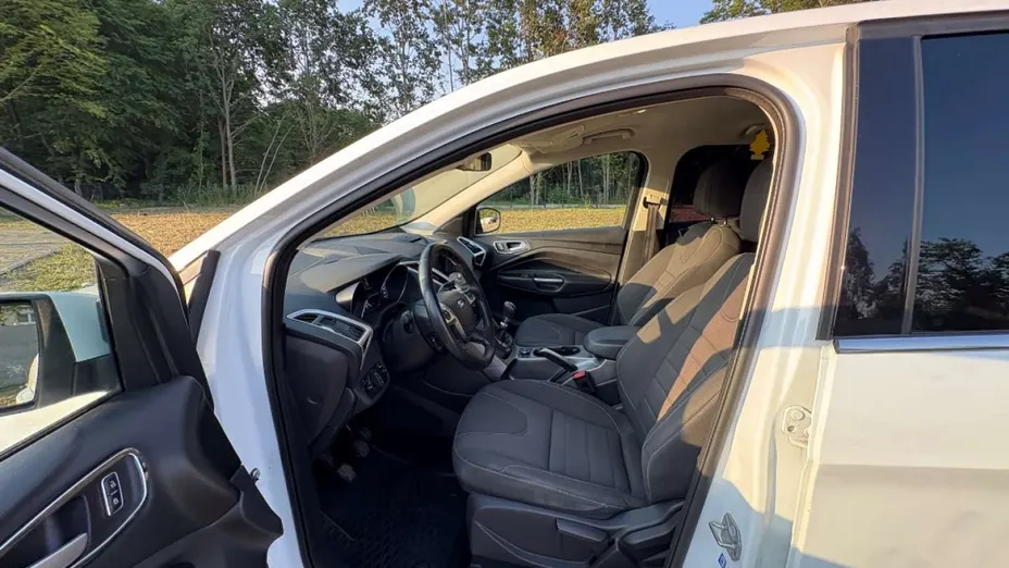 FORD Kuga -