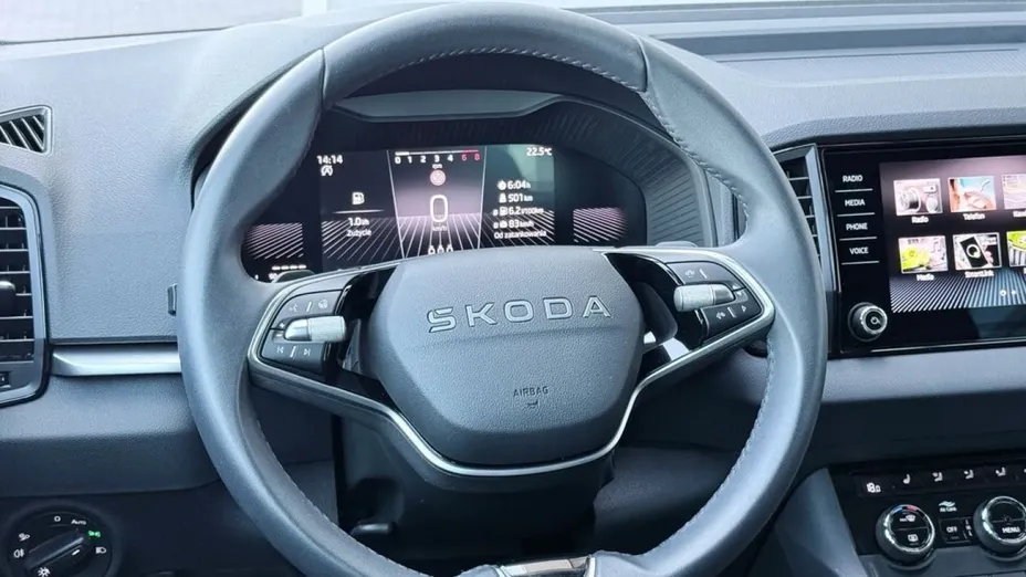 SKODA Karoq -