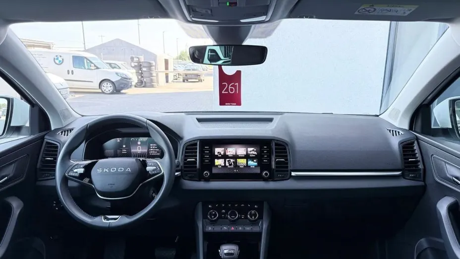 SKODA Karoq -