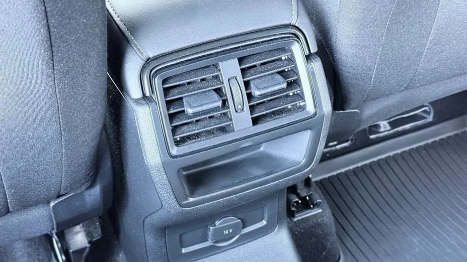 SKODA Karoq -
