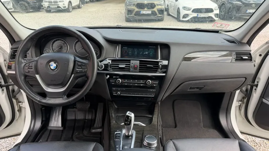 BMW X3 -