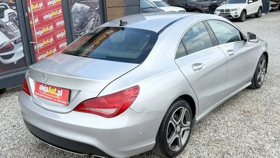 MERCEDES-BENZ CLA -