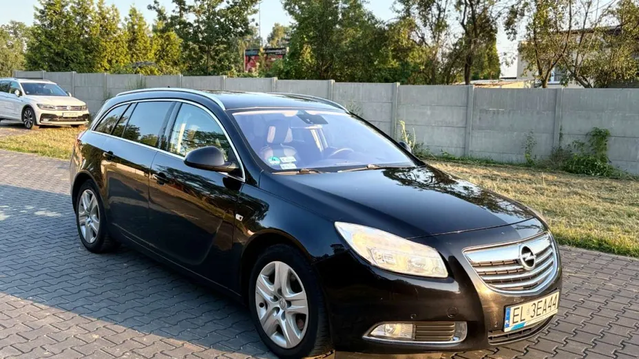 OPEL Insignia -
