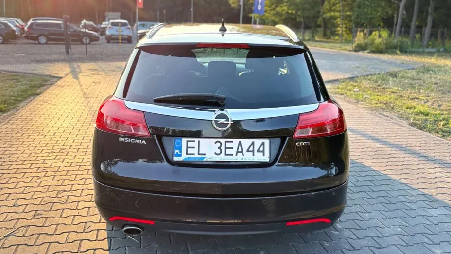 OPEL Insignia -