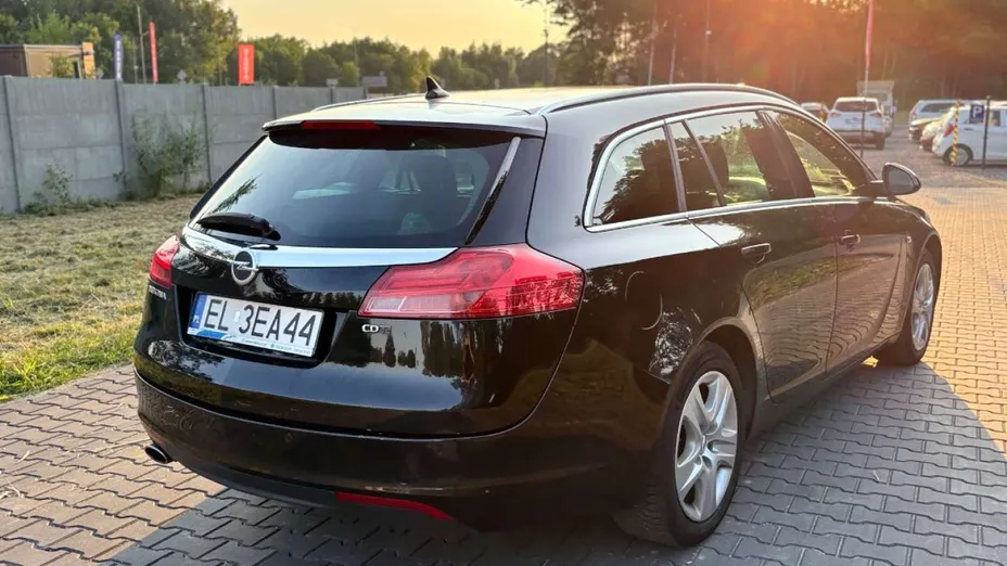 OPEL Insignia -