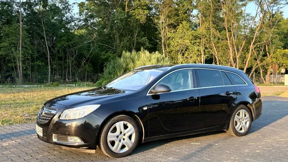 OPEL Insignia -