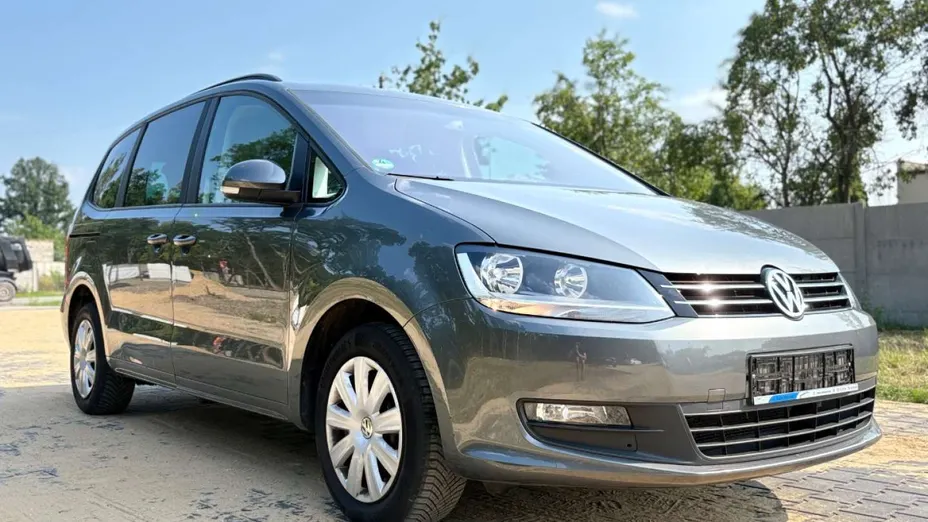 VOLKSWAGEN Sharan -