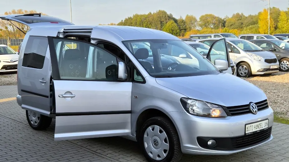 VOLKSWAGEN Caddy -
