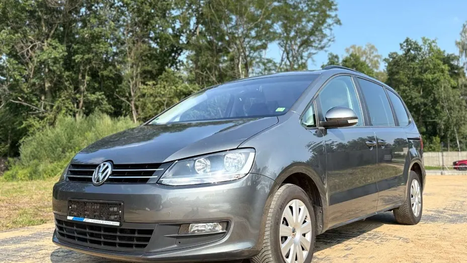 VOLKSWAGEN Sharan -