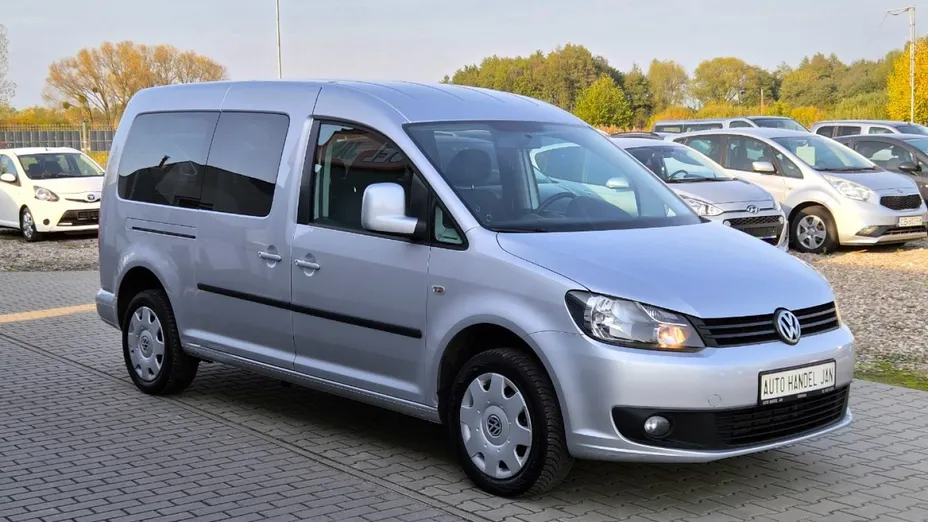 VOLKSWAGEN Caddy -