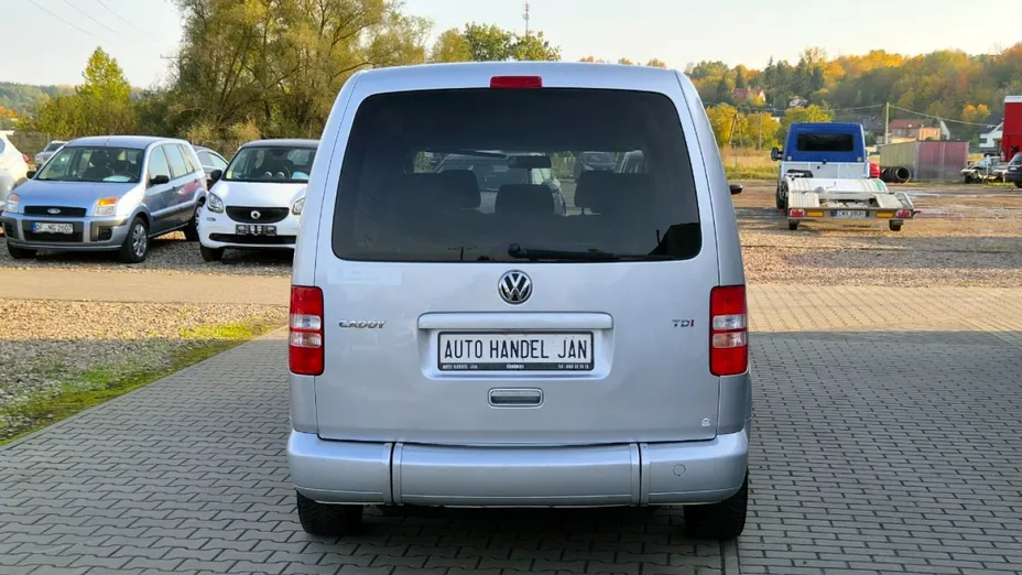 VOLKSWAGEN Caddy -