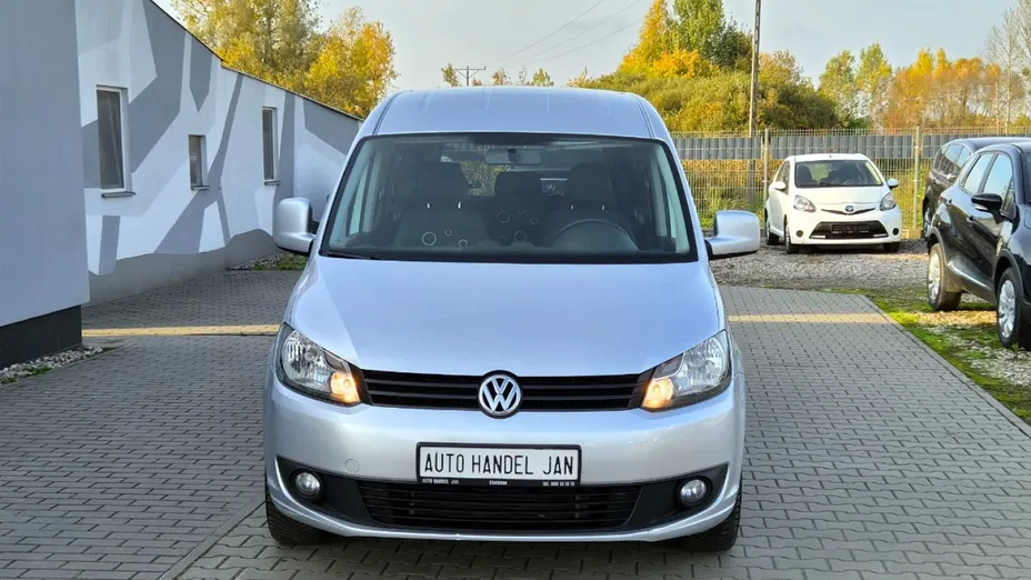 VOLKSWAGEN Caddy -