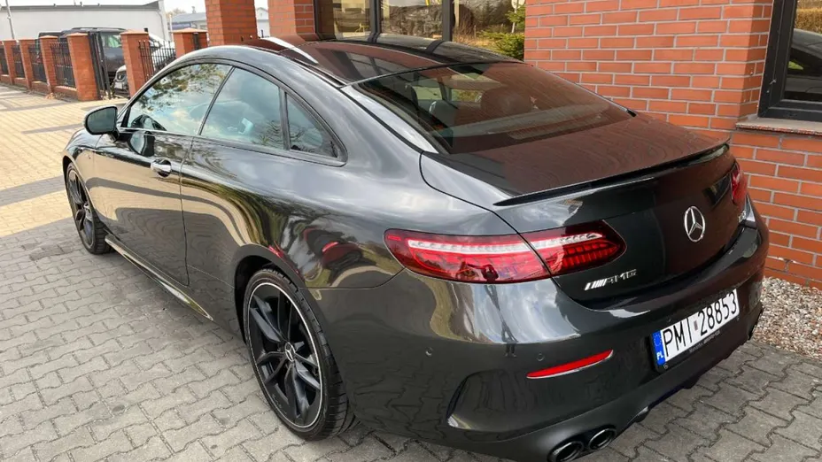 MERCEDES-BENZ E Klasa -