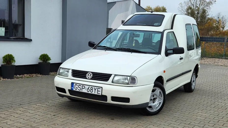 VOLKSWAGEN Caddy -
