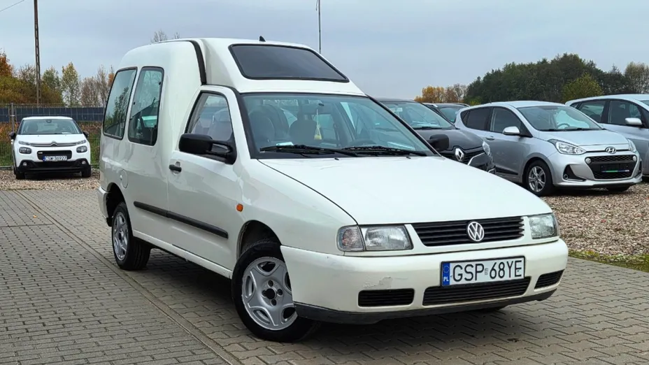 VOLKSWAGEN Caddy -