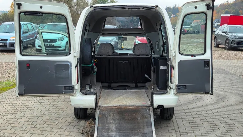 VOLKSWAGEN Caddy -