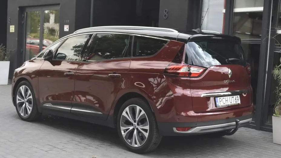 RENAULT Grand Scenic -
