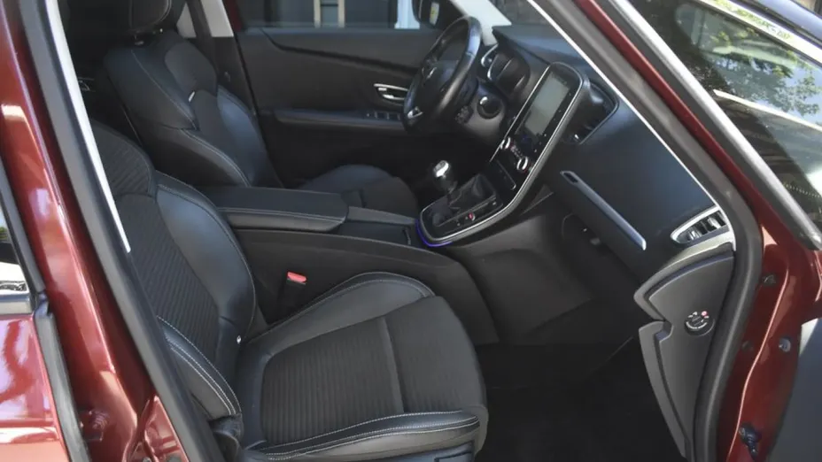 RENAULT Grand Scenic -