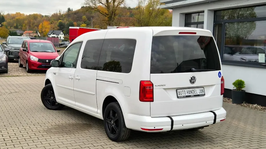 VOLKSWAGEN Caddy -