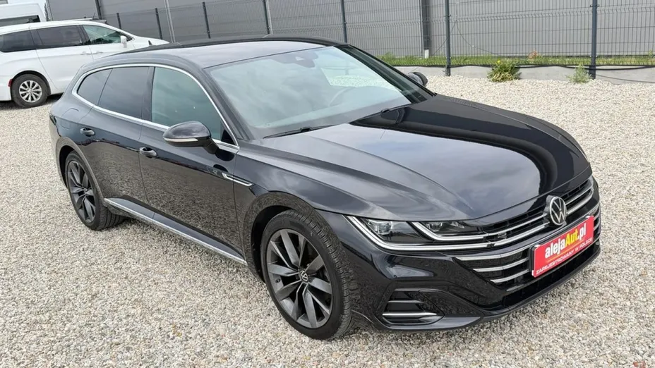 VOLKSWAGEN Arteon -