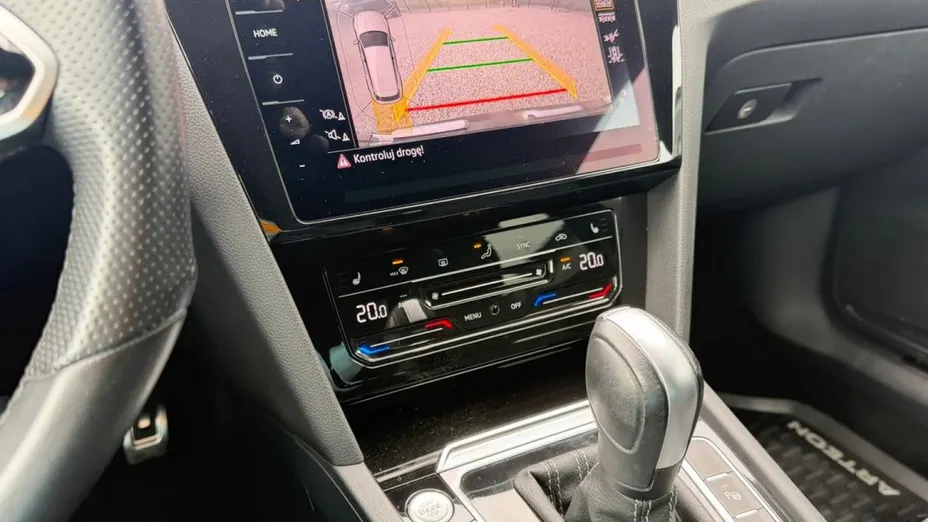 VOLKSWAGEN Arteon -