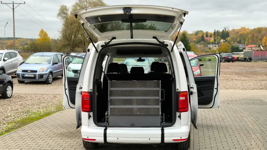 VOLKSWAGEN Caddy -
