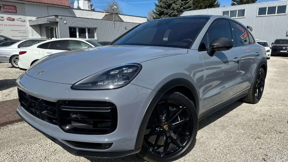 PORSCHE Cayenne -