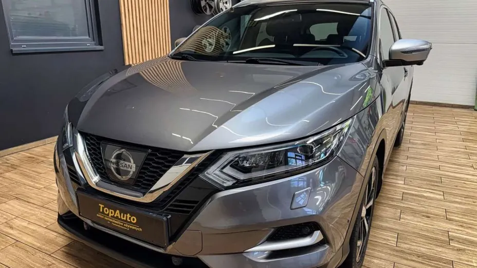 NISSAN Qashqai -